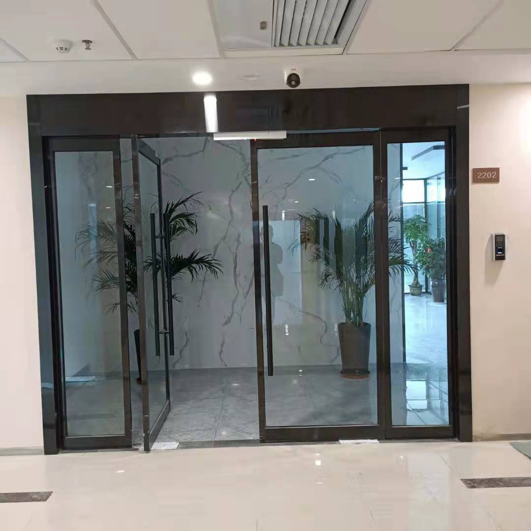 濟(jì)南玻璃安裝選擇生產(chǎn)廠家比較好